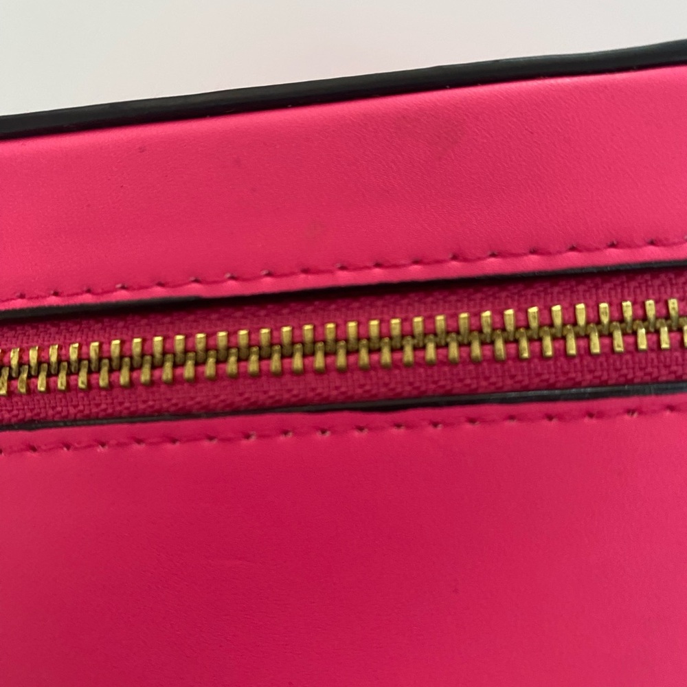 Target • Small Travel Accessory Organizer - Picture 11 of 11